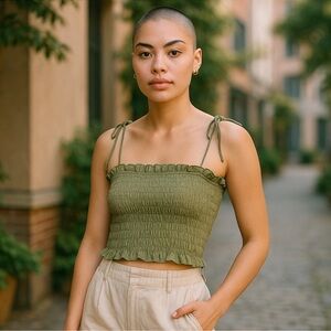 Blu Pepper Nordstrom Smocked Crop Tank Olive green blouse size M NWT